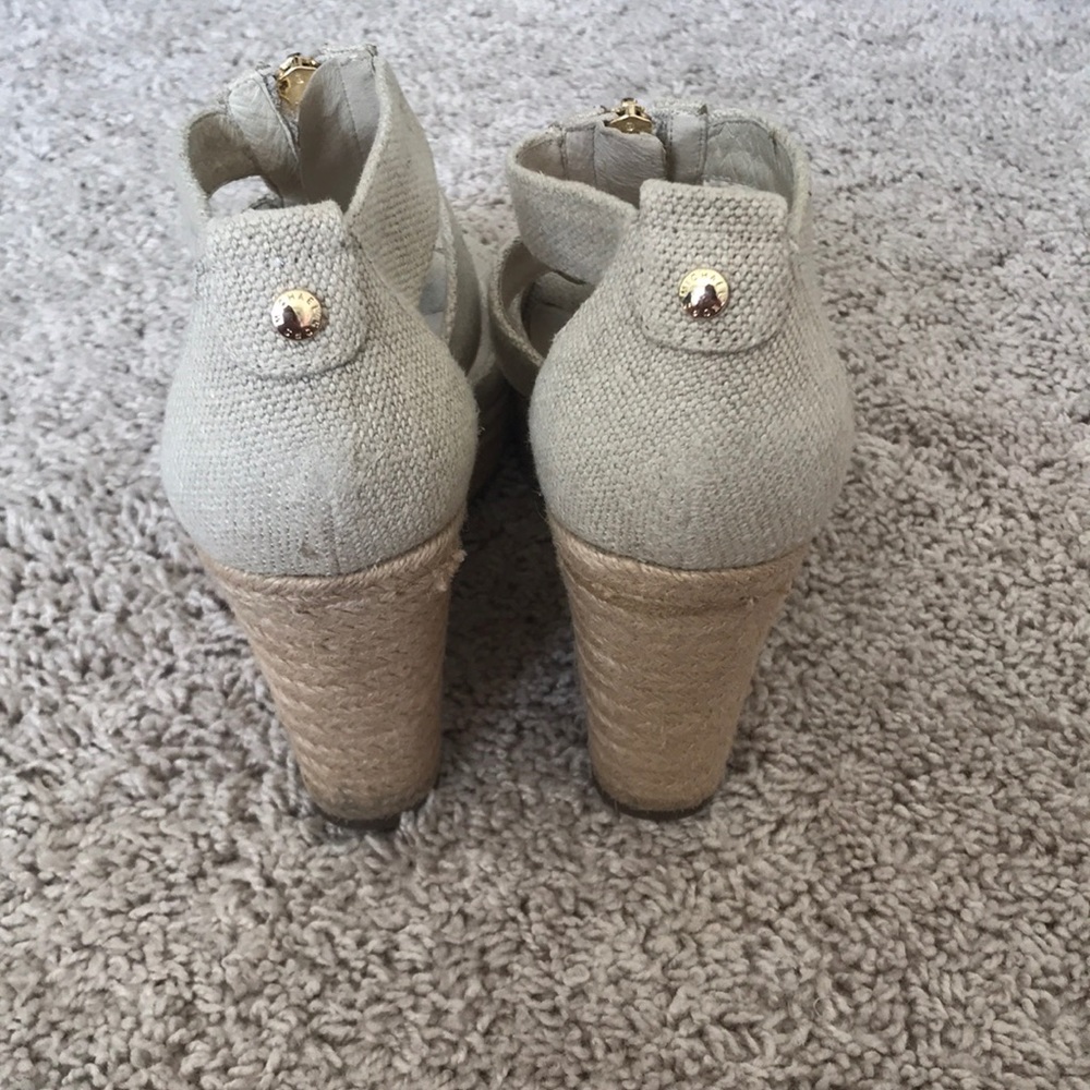 Shoes - Picture 2 of 2